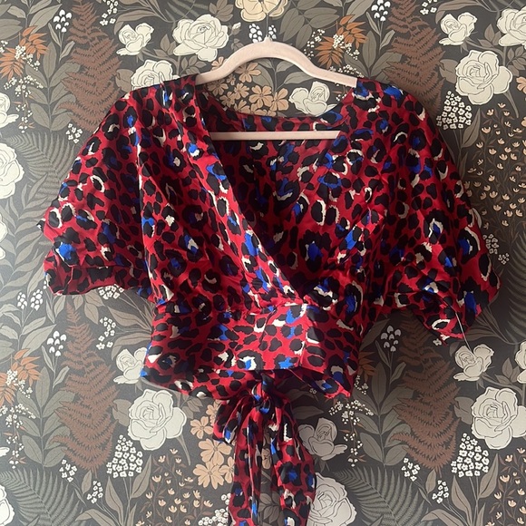 superdown camila tie back top size small - Picture 5 of 8